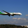 ☀「青い空」EVA 787-9 B-17885  Landing