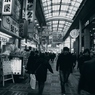 歩きながら