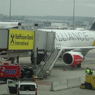 ウイーン空港のオーストリア航空・スタアラ機