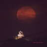 岐阜城と赤い満月