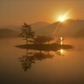 晩春の日野川ダム　朝日　５