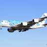 「良い空～」ANA Fling Honu A380-841 到着です