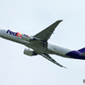 「ぶるー」FedEx 777-FS2 N888FD  出発です