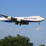 「COOL」NCA 747-8KZF JA12KZ  着陸します