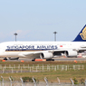 「青が大好き」Singapore A380-841 9V-SKQ 離陸