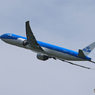 「青色が好き」KLM 777-306 PH-BVS 飛び立ちです
