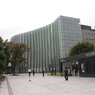 国立新美術館入口