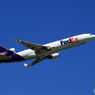 ☀「あおぞら」FedEx MD-11 N613FE  飛び立ち