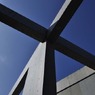 京都府立陶板名画の庭　Cross