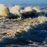 海(台風16号余波）