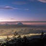 雲海の夜明け