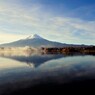 霧立ち上る秋の朝
