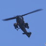 「スカイ」黒い物体現る！　コブラ　AH-1S