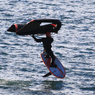 [青い空]   浮いたよ・ウイングサーフィン