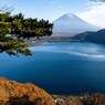富士山と本栖湖