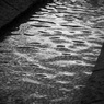 水面（モノクロ）