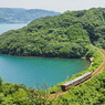 湾岸を走る（喜々津～東園駅間）