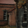 軟石・煉瓦・蔦そして古窓