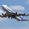 B747-400  JA8960