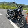 愛車　トライアンフ