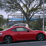 写真句：レッドカー２題：稲妻
