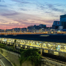 「夜明け前の上野駅」