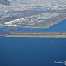 眼下に見える羽田空港D滑走路