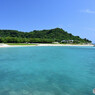 浜比嘉ビーチにて