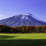 晩秋の岩手山