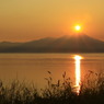 普賢岳に沈む夕日