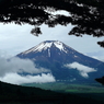 写真詩三様：冠雪の富士 Photo Trip35：峠の富士２