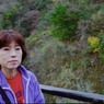 九酔渓にて佇む洋子さん