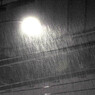 強雨