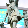 岡山、ももたろう像