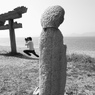 瀬戸内海を眺めるお地蔵さん