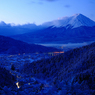 夜明けの富士山