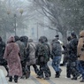 晴れ　のち　雪。