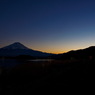 富士裾野に落ちた夕陽
