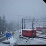 降雪の日の駅構内