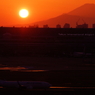 夕陽と富士と飛行機と