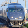 787系にちりん　三毛門駅で