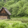 茅葺き小屋