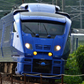 青いソニック　883系
