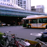 東京散歩Ⅳ：有楽町ガード下：バスが行く、バイクが行く、車が行く、新幹線が行く