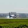 着陸（6-3）Asian Air 767-2J6ER[c]