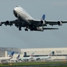 離陸（54）United 747-400