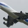 離陸（182）NCA 747-400F 