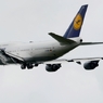 離陸（242）Lufthansa 747-400 