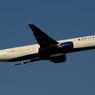 離陸（174）Delta 777-200 