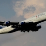 離陸（184）DELTA 747-400 